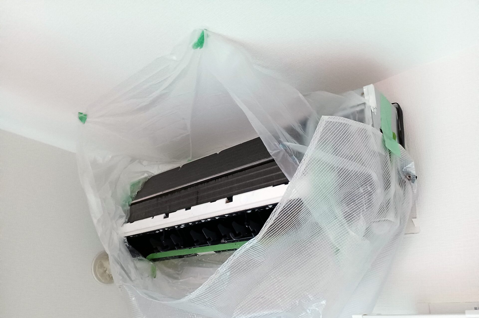 エアコンクリーニング養生