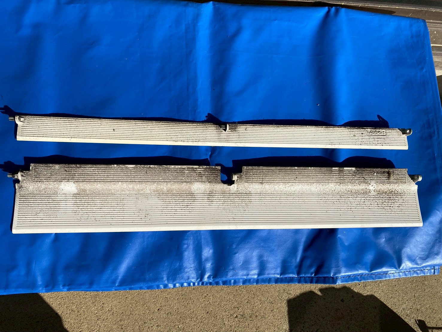 風向きルーバー洗浄 （Before）