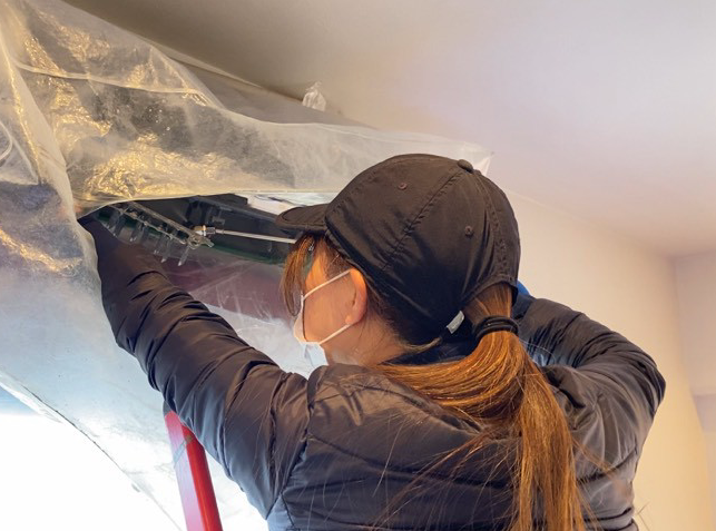 家庭用エアコン内部洗浄の様子